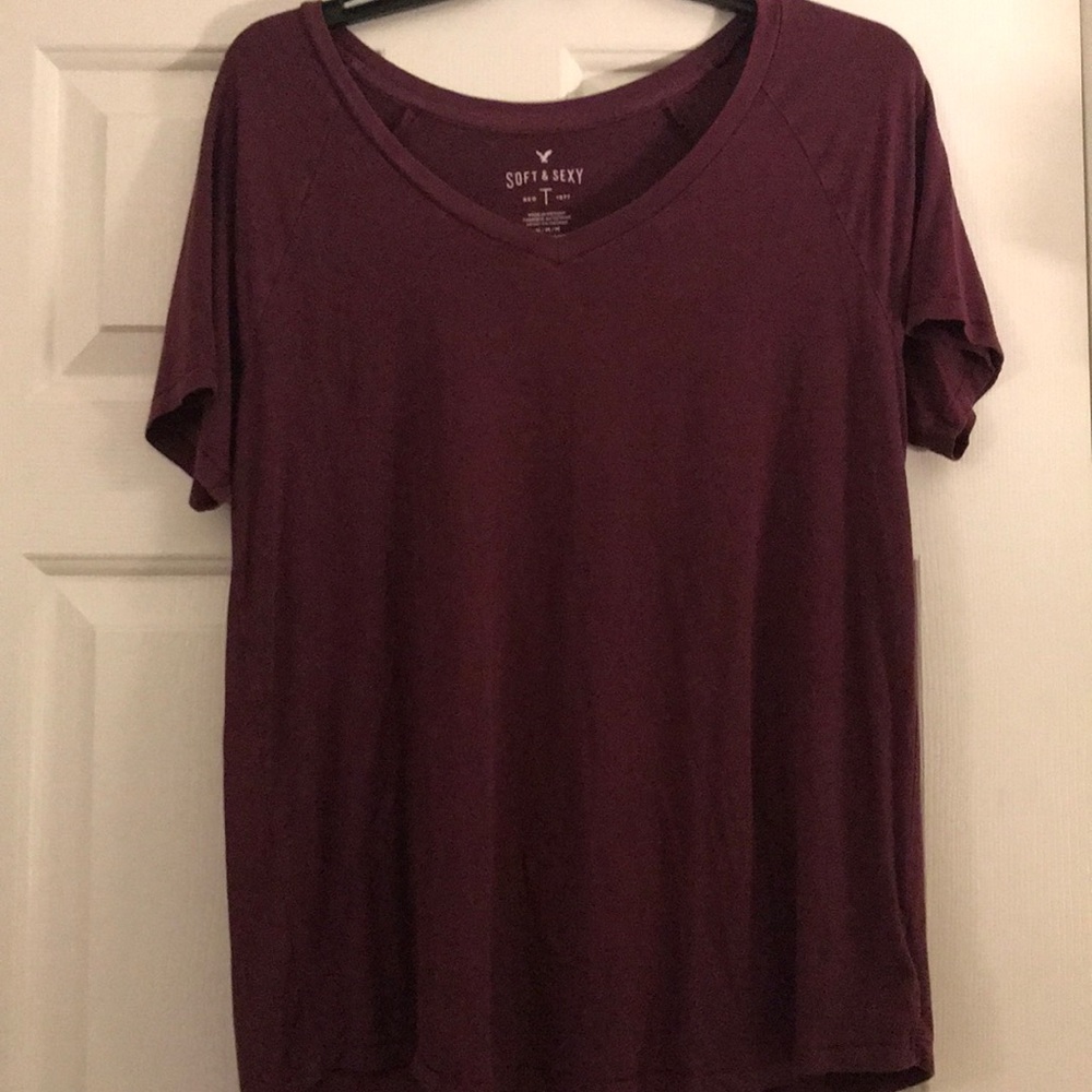 american eagle tshirt